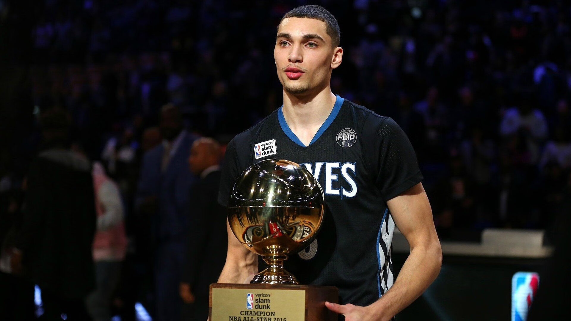 《堡垒之夜》官方宣布即将推出全新剧情模式，《堡垒之夜》视频解说