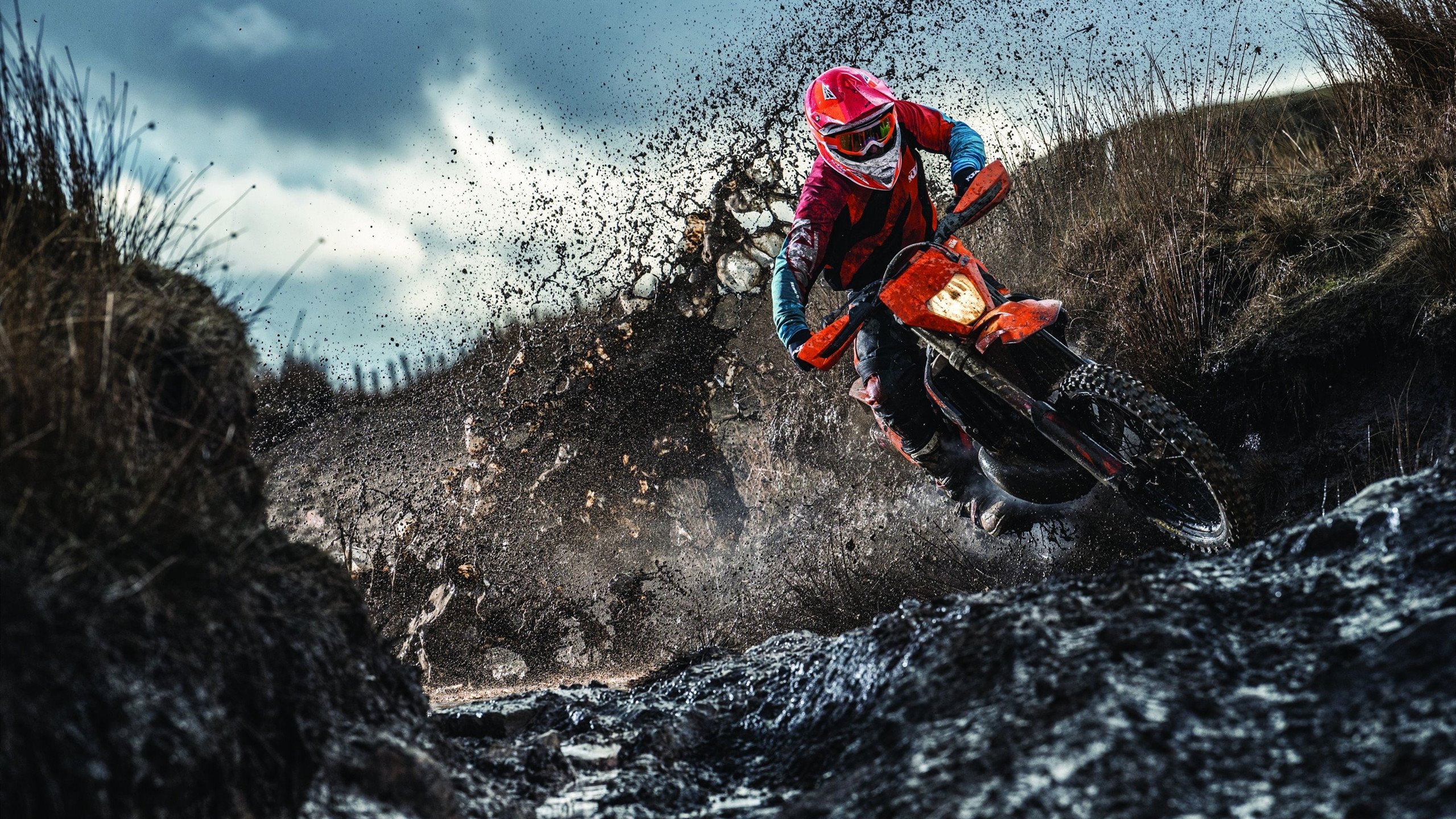 欧洲杯战场：每一场比赛都是战术的较量，告诉我欧洲杯的比赛