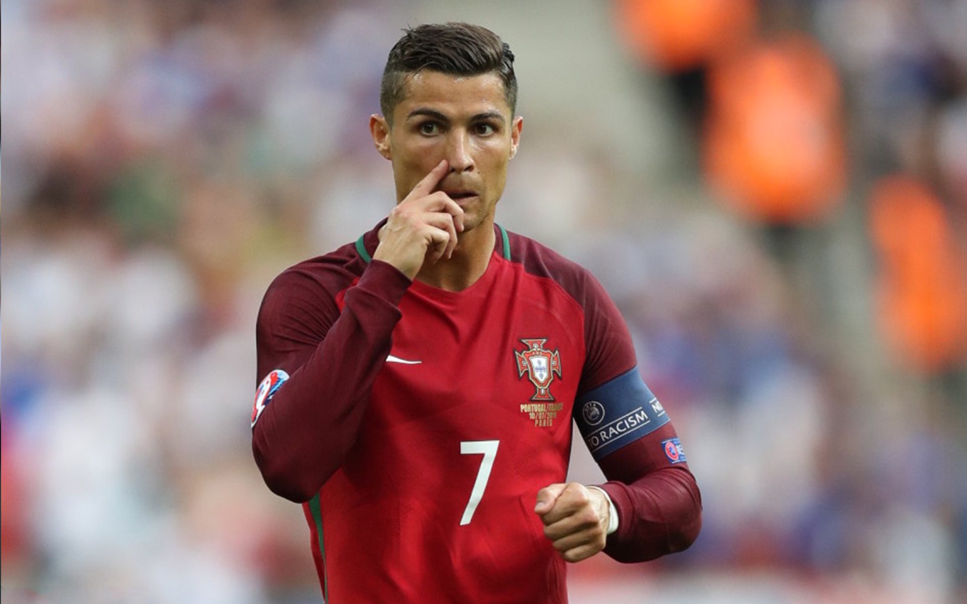 切尔西名宿费迪南德移居迪拜引热议，lh费迪南德